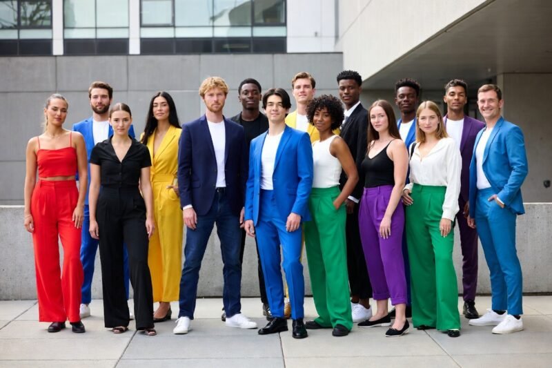 What Do the Colors You Wear Reveal About Your Personality?